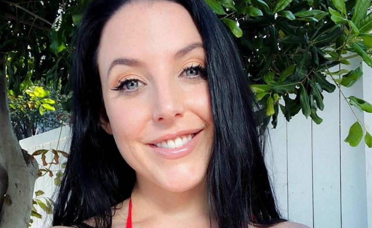 La Pornostar Angela White Esagerata In Bikini I Fan Impazziscono Foto 