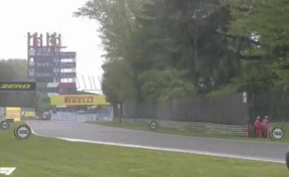 F1, GP Emilia Romagna: diluvio a Imola prima del via della ...