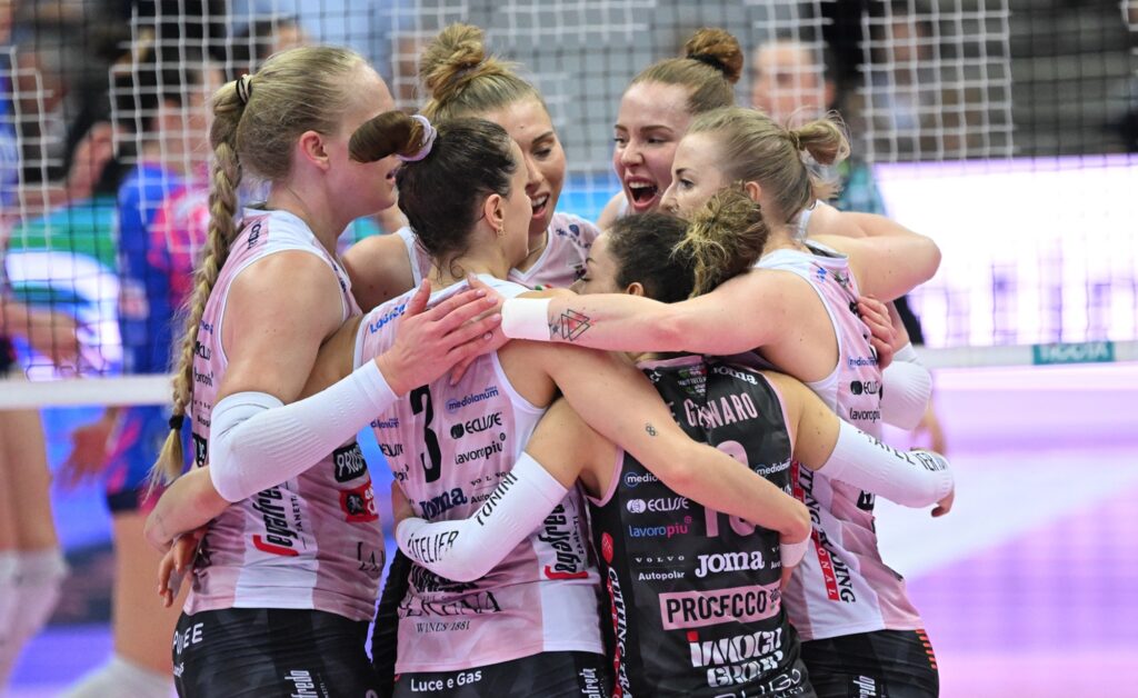 Volley femminile, la stagione 2024/2025 si apre con la Supercoppa il 28