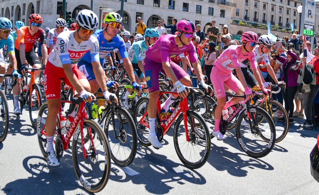 DIRETTA DECIMA tappa Giro d'Italia 2024, aggiornamenti LIVE