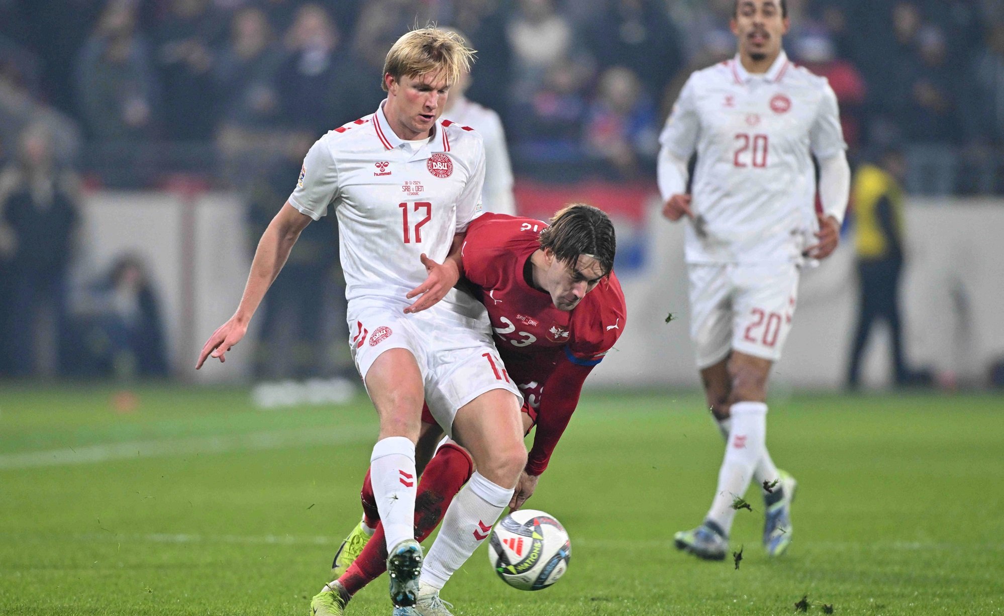 Kasper Dolberg e Dusan Vlahovic