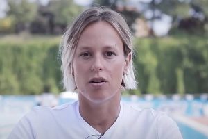 Federica Pellegrini in un'intervista video