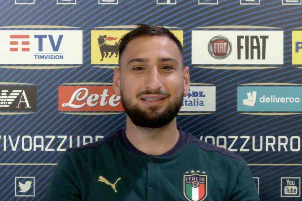 Donnarumma durante il ritiro della Nazionale