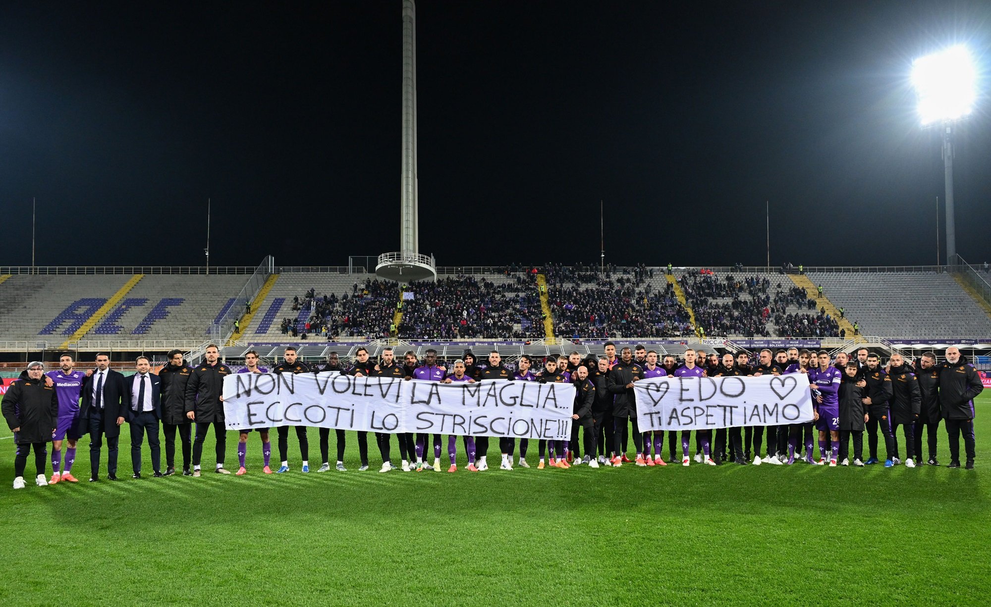 La dedica ad Edoardo Bove prima di Fiorentina-Empoli