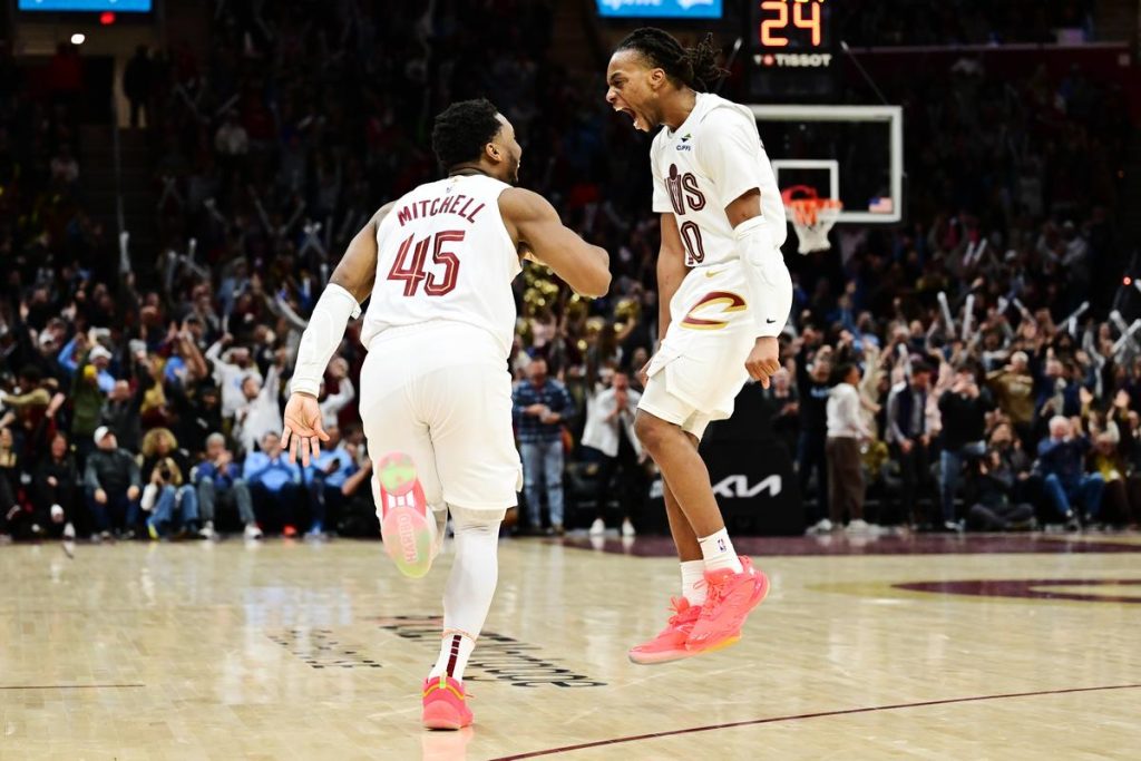 Donovan Mitchell (45) and Darius Garland (10)