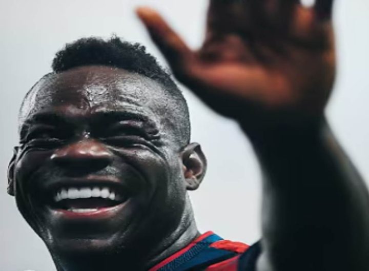 Balotelli dice addio al Genoa