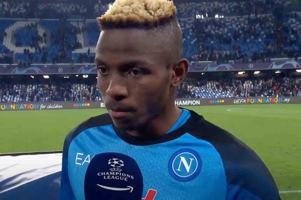 Osimhen con la maglia del Napoli