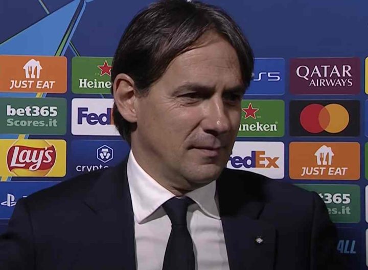 Simone Inzaghi felice durante un'intervista