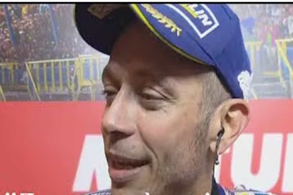 Valentino Rossi nel corso di una intervista