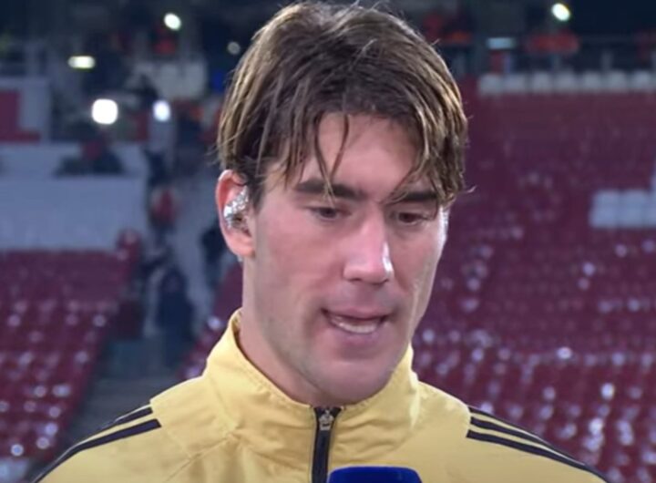 Vlahovic intervistato dopo una partita della Juventus